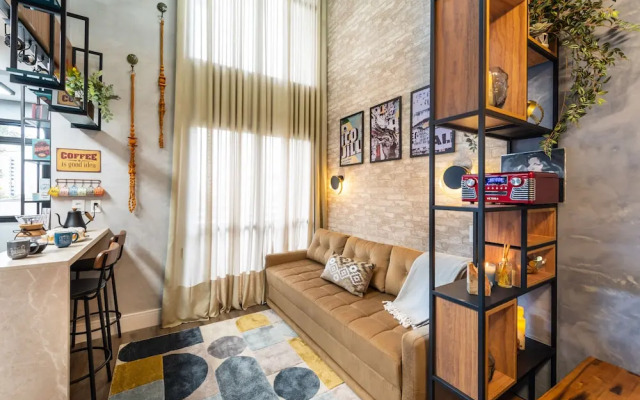 Praca Benedito Calixto - Duplex