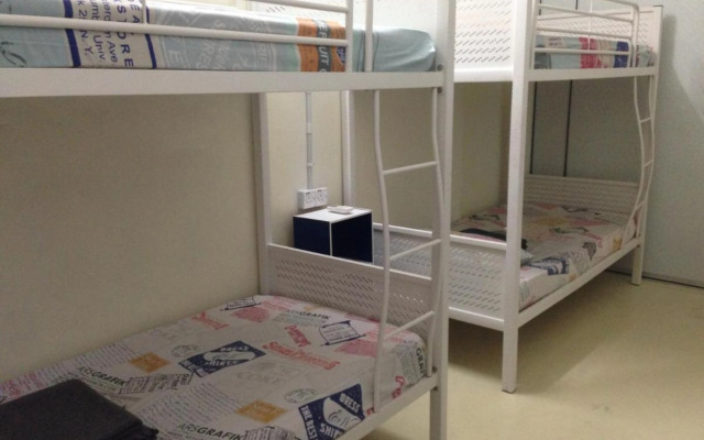 Vloft Backpackers Hostel by ZUZU
