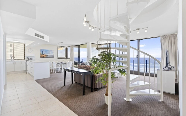 Premiere Apartments -HR Surfers Paradise