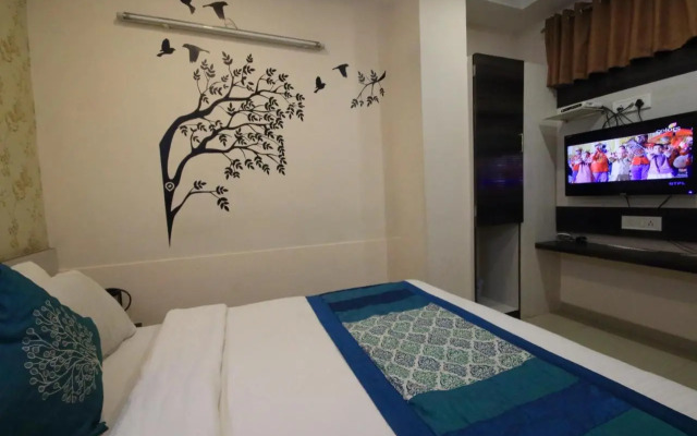 Shri Akshar Hotel