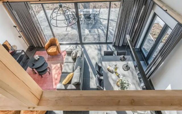 Beautiful House With air Conditioning