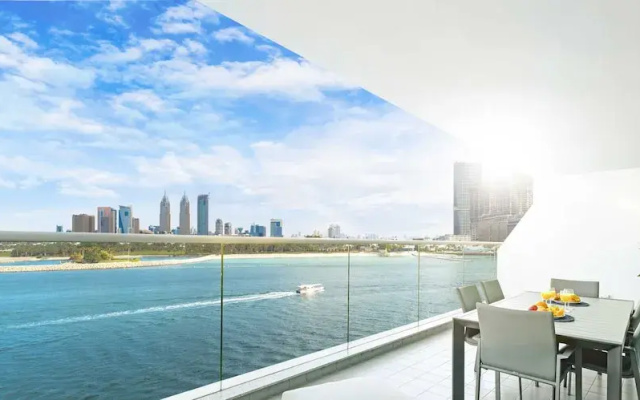 LUX Opulent Island Suite View 7