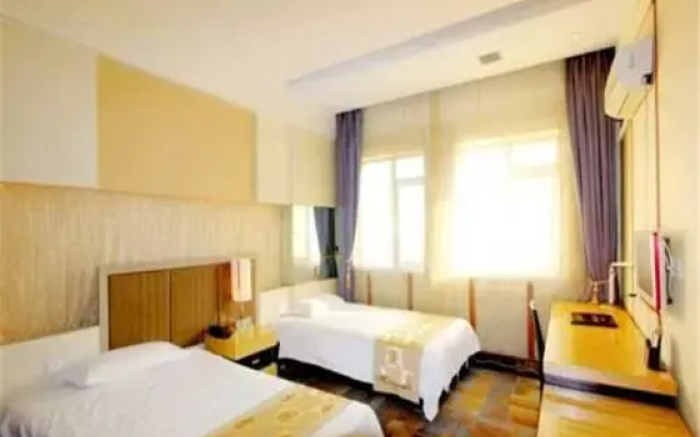 Qingdao Dubai Holiday Business Hotel