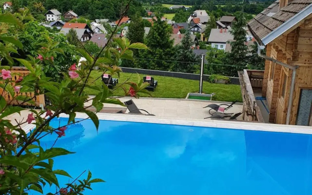 Planika Holiday Home