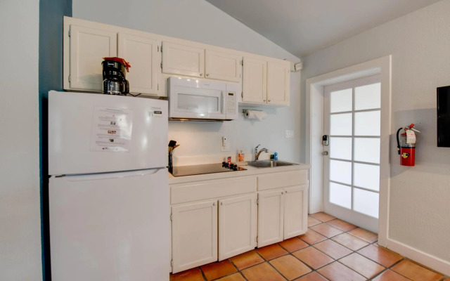 Southernmost Sanctuary Apartment