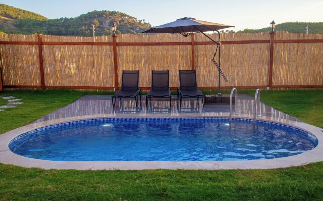 Prive Mini Homes & Camping