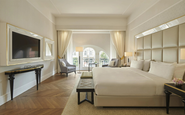 Párisi Udvar Hotel Budapest, part of Hyatt