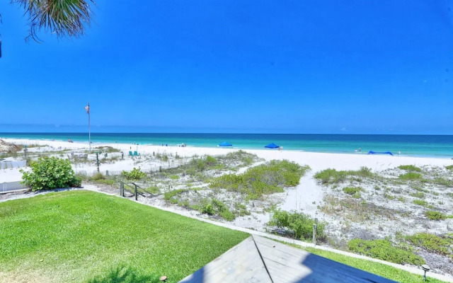 Pelican Pointe 4C