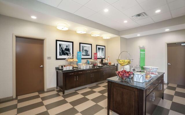 Hampton Inn Marion