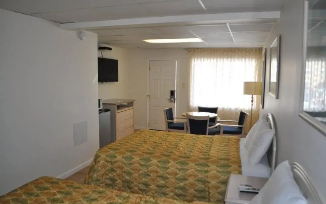 Islander Motel