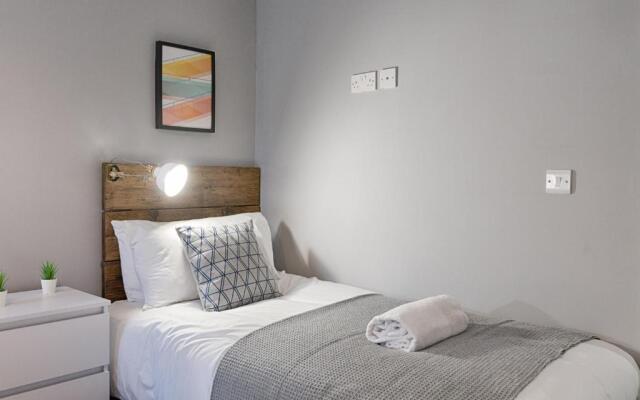 Murray Nest #2 - TV in Every Bedroom!