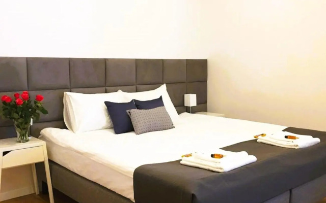 Vista Residence Airport