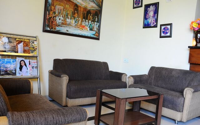 Hotel Sarovar Regency