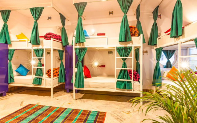 goSTOPS Jaipur - Hostel