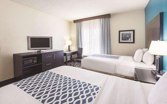 La Quinta Inn & Suites by Wyndham Central Point - Medford