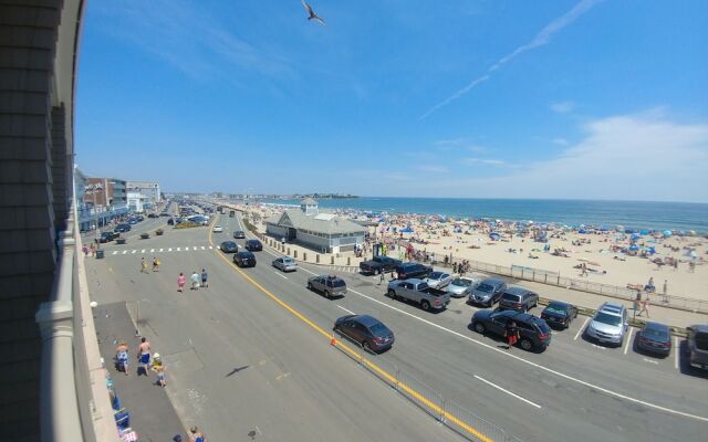 Ocean Front Surf Condominium