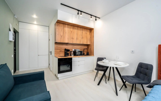 Студия на  улице Чирикова