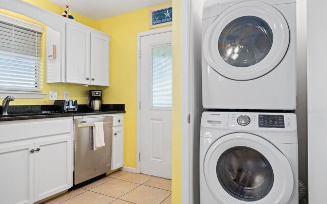 Salt Life Bay Getaway