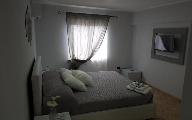 BB La Mariposa De La Reina