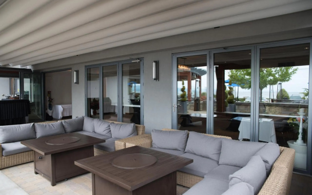 Qualicum Beach Inn