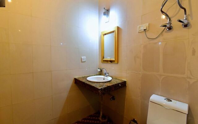 Oyo 30367 Rr Villa