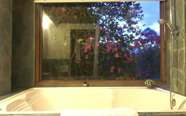 Casa Hippiness Guest House B&B