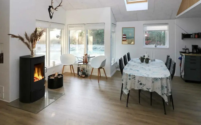 Lovely Holiday Home with Terrace near Hadsund