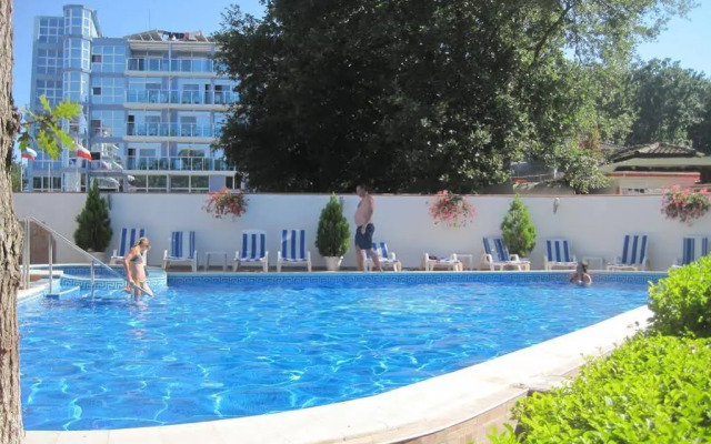 Hotel Lotos