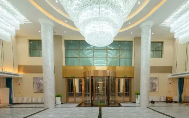 Yishang Hotel (Zhangye West Railway Station Bell and Drum Tower)