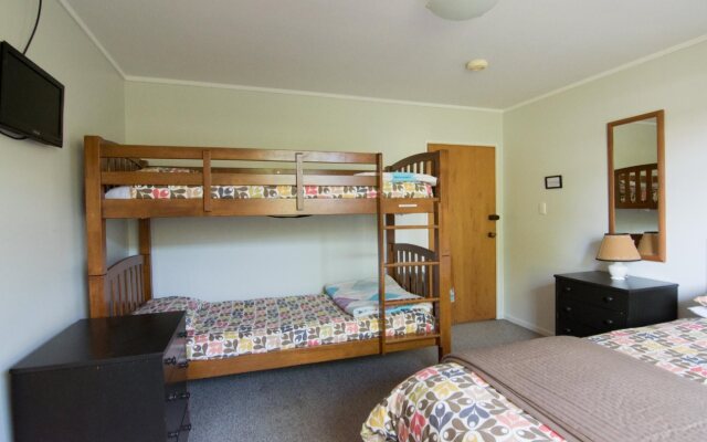Redwood Lodge