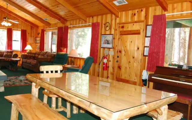 RedAwning Cabin #93R Deer Meadow