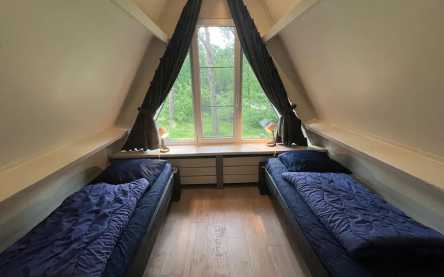 Bungalow in Limburg Near Nature Reserve