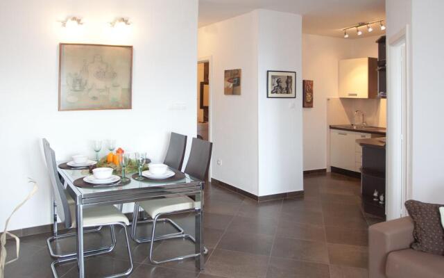 Trstenik Beach Apartments