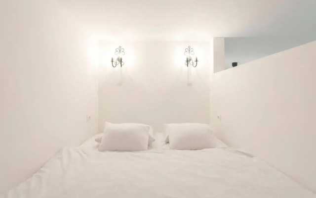 Central Hipster Flat