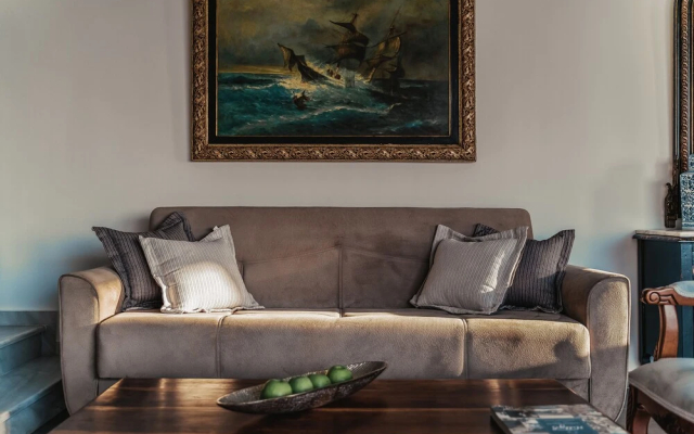 Kaminos Private Villa