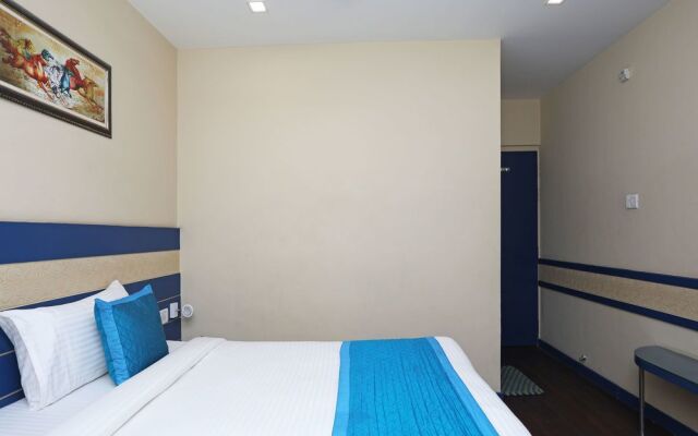 OYO 10284 Hotel Transit