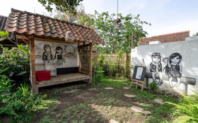 Oyo 2393 Omahe Nawung