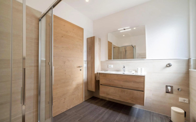 City-apartment Flora