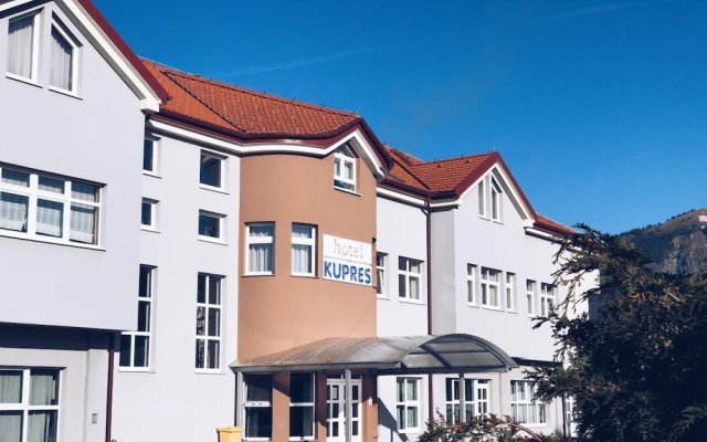 Hotel Kupres