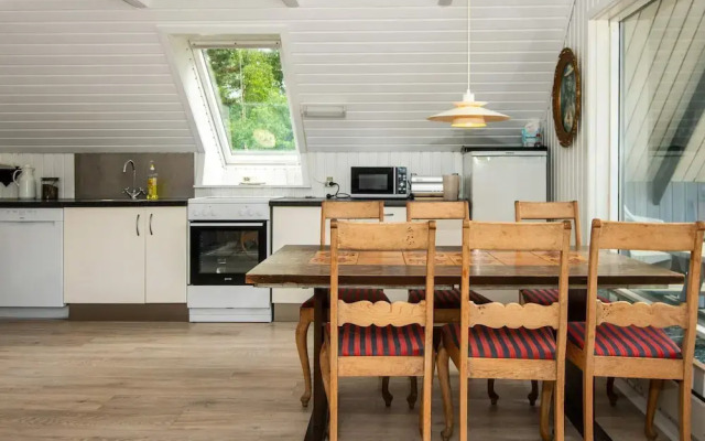 Peaceful Holiday Home in Ebeltoft near Sea