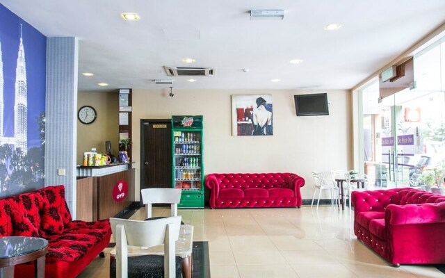 OYO 173 De Nice Inn