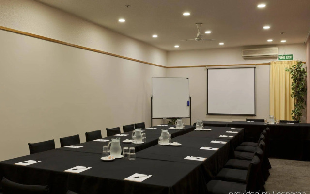 Distinction Hamilton Hotel & Conference Centre