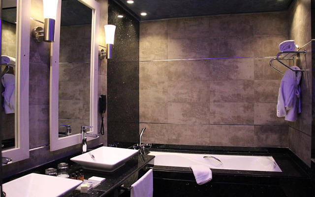Zaki Hotel