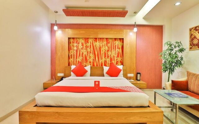 OYO 13372 Hotel Laksh Residency