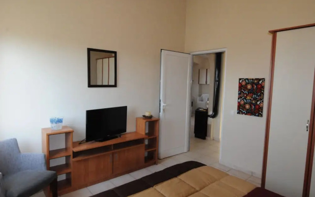 Santa Marina Apartments