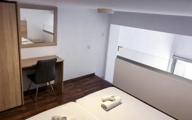 Cozy Loft Apartment 2