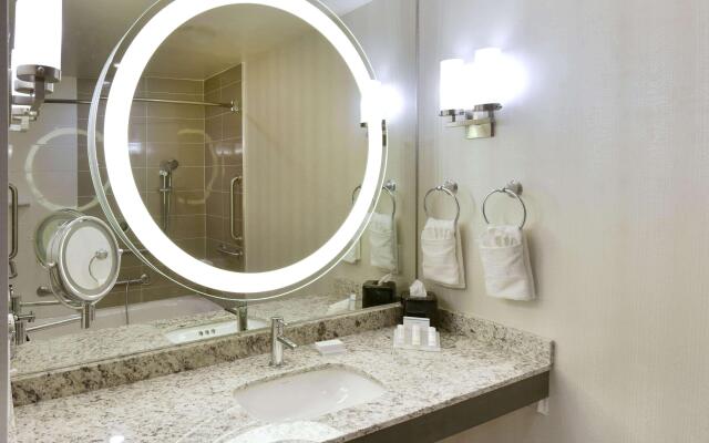 Hilton Garden Inn Raleigh /Crabtree Valley
