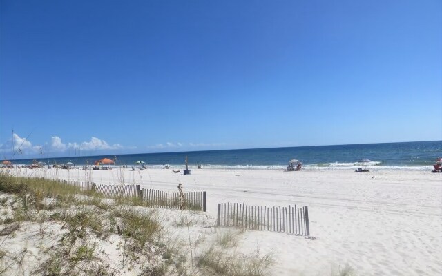 Lani Kai 109 by RedAwning