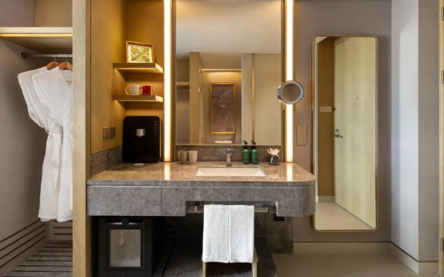 Traders Hongqiao Airport,Shanghai – Guest Rooms – Shanghai
