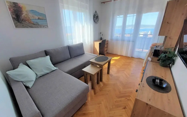 Sea View Crikvenica Apartment With Balcony and Free Wifi